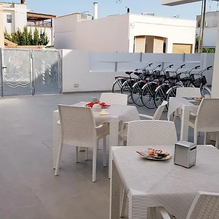 Couette-café Sole Del Sud 4*